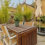 Stylish 2Br Flat W Gardn In Wood Green, 2 Min Tube