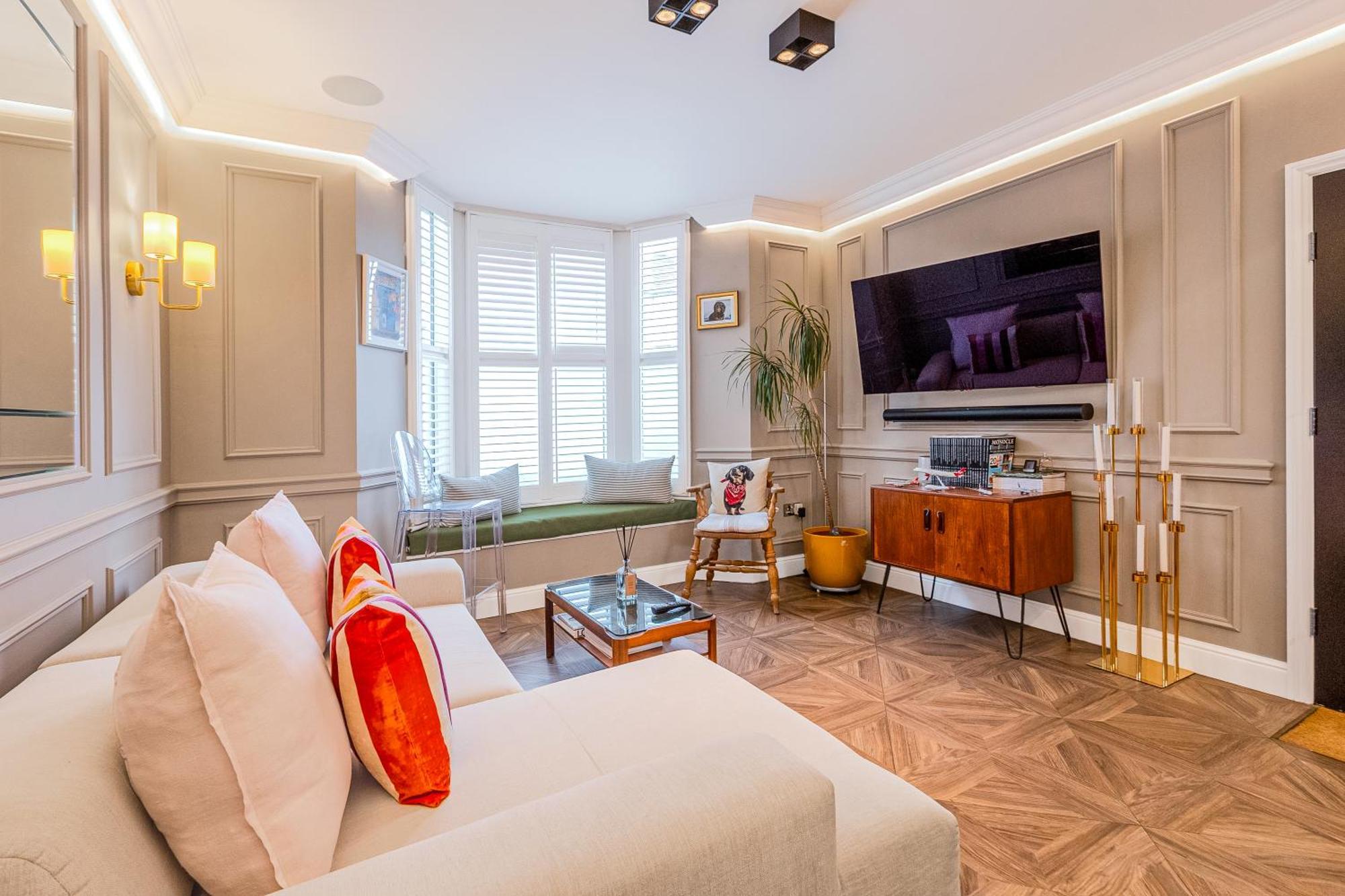 Stylish 2br Flat W Gardn In Wood Green, 2 Min Tube Apartment